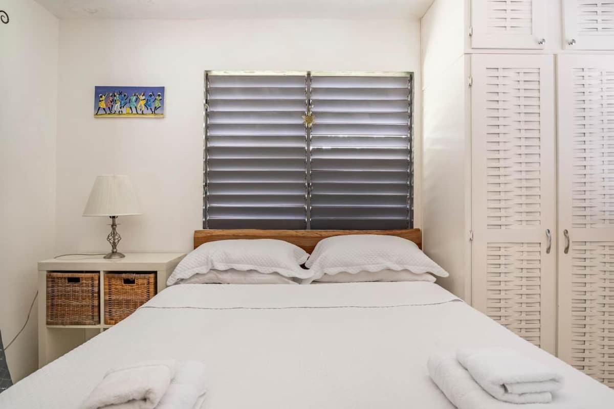 Ancella'S Garden Apartment-Beach-5Min Drive, 1 Hr Montego Bay, 25 Mins Ocho Rios, Continental Breakfast ランアウェイ・ベイ エクステリア 写真
